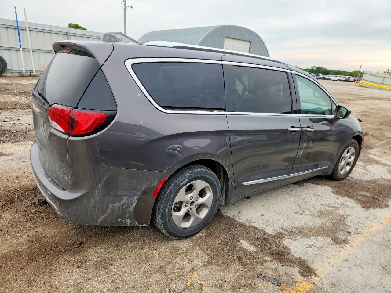 2017 CHRYSLER PACIFICA TOURING L PLUS — снимка 3