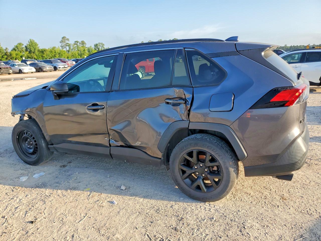 2021 TOYOTA RAV4 LE — снимка 2