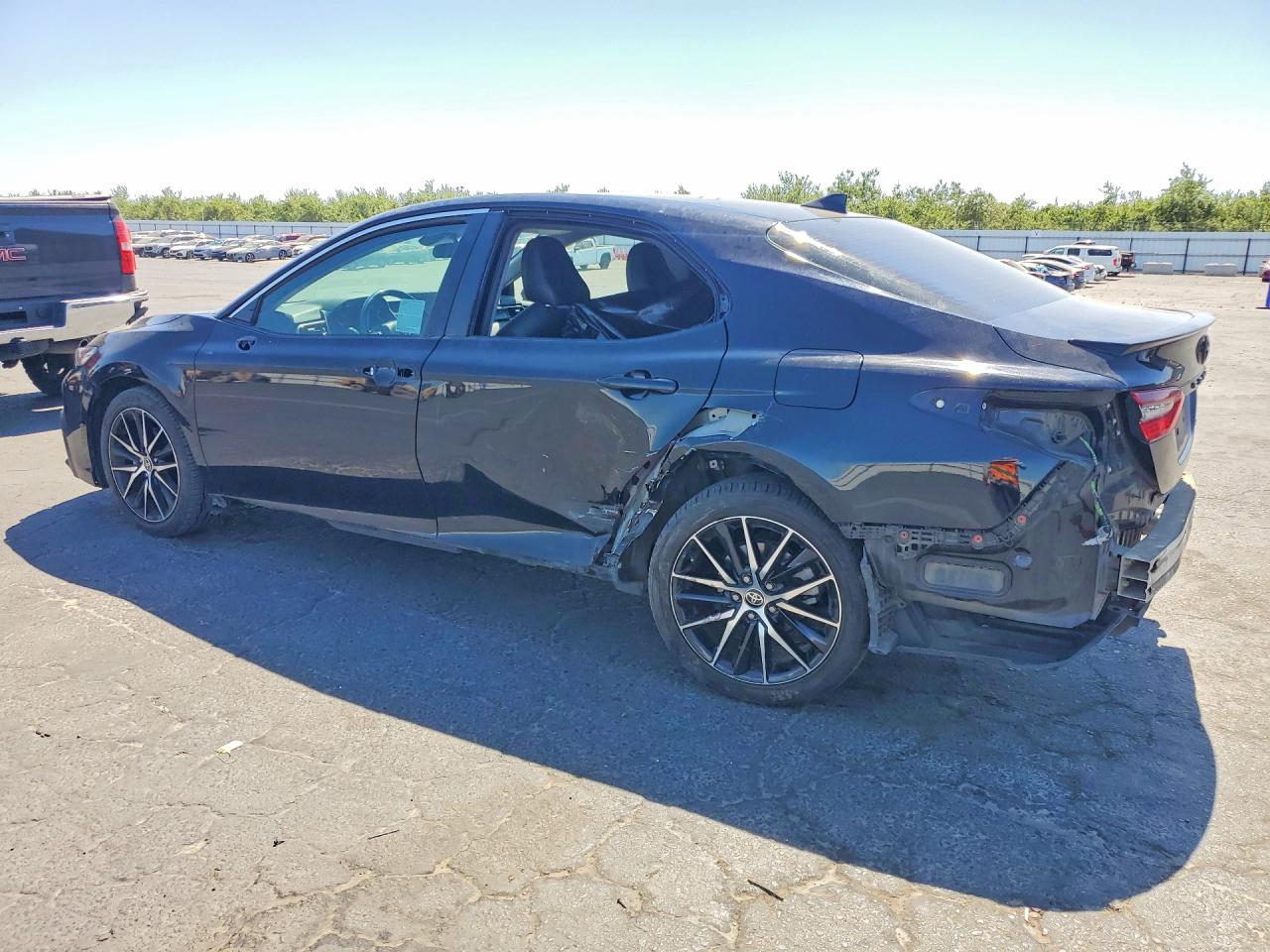 2023 TOYOTA CAMRY SE — снимка 2