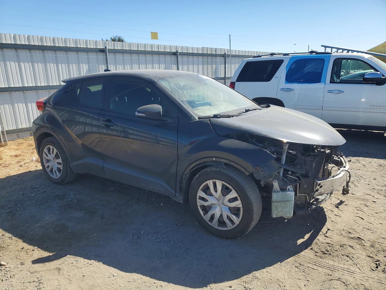 2019 TOYOTA C-HR LE — снимка 4