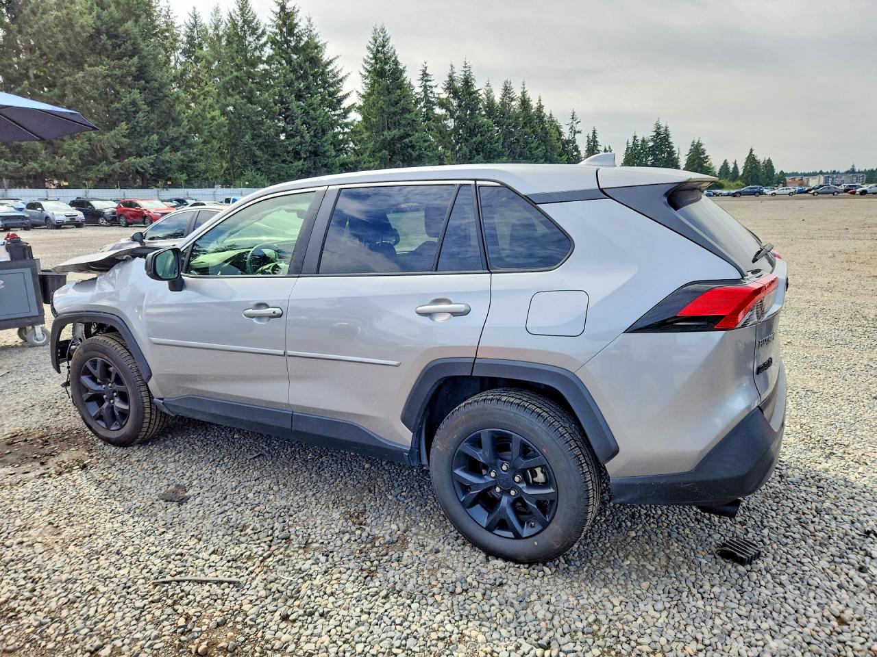 2023 TOYOTA RAV4 LE — снимка 2