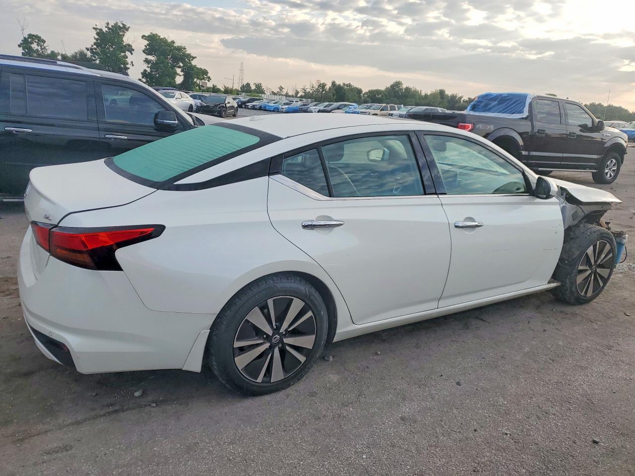 2019 NISSAN ALTIMA SL — снимка 3
