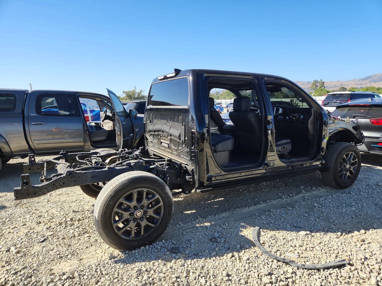 2025 TOYOTA TUNDRA PLATINUM — снимка 3