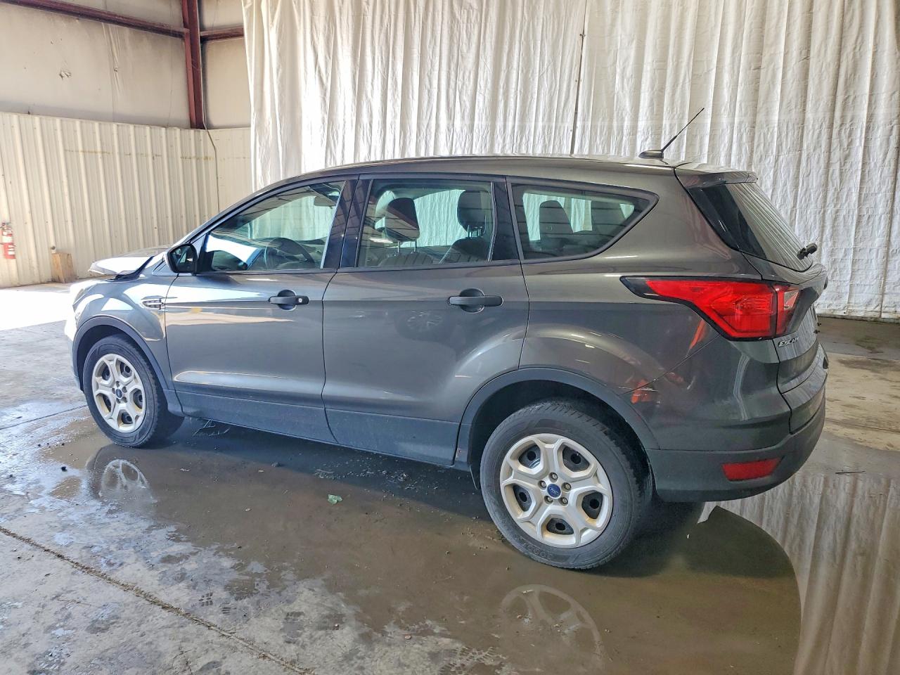 2019 FORD ESCAPE S — снимка 2
