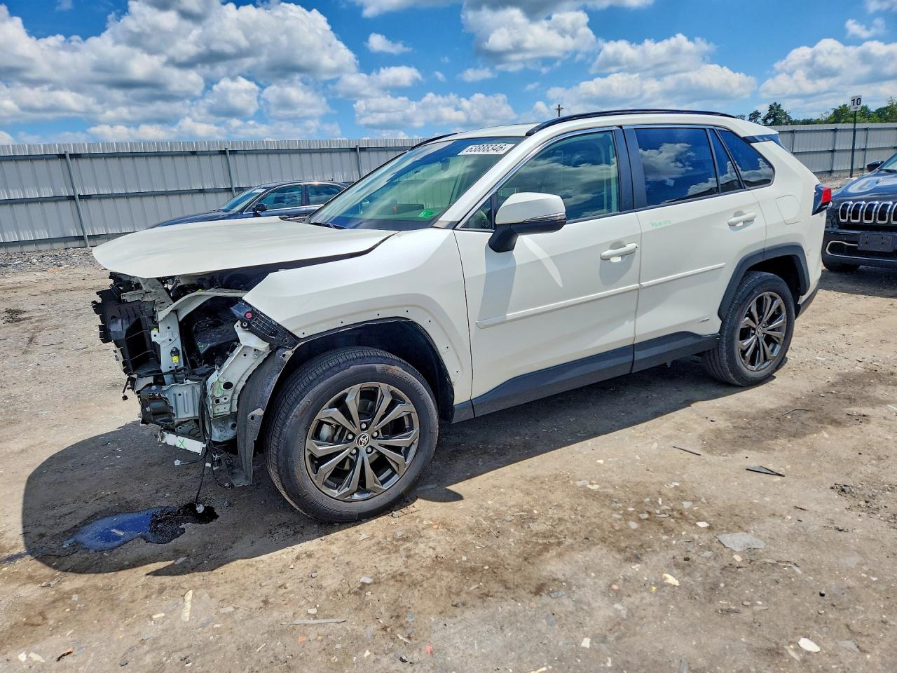 2022 TOYOTA RAV4 XLE PREMIUM