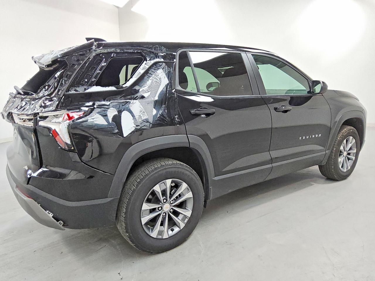 2025 CHEVROLET EQUINOX LT — снимка 3
