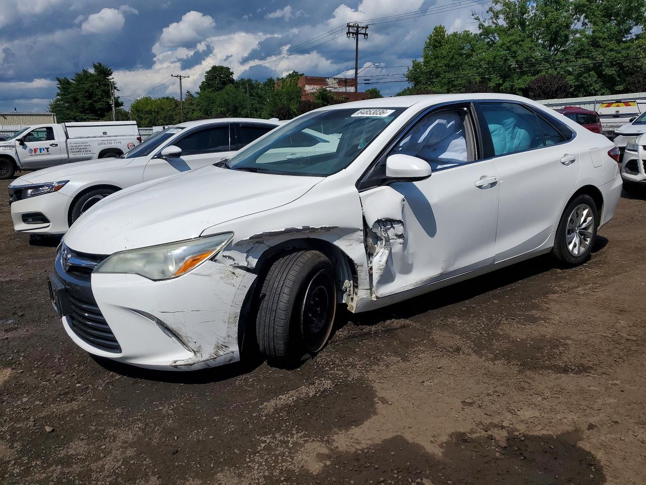 2015 TOYOTA CAMRY LE