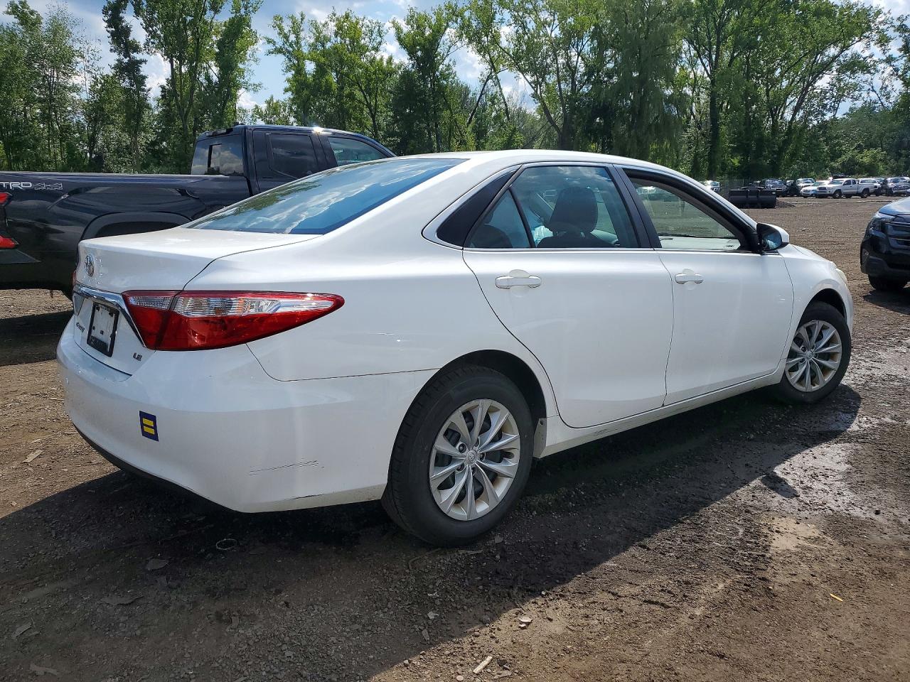 2015 TOYOTA CAMRY LE — снимка 3