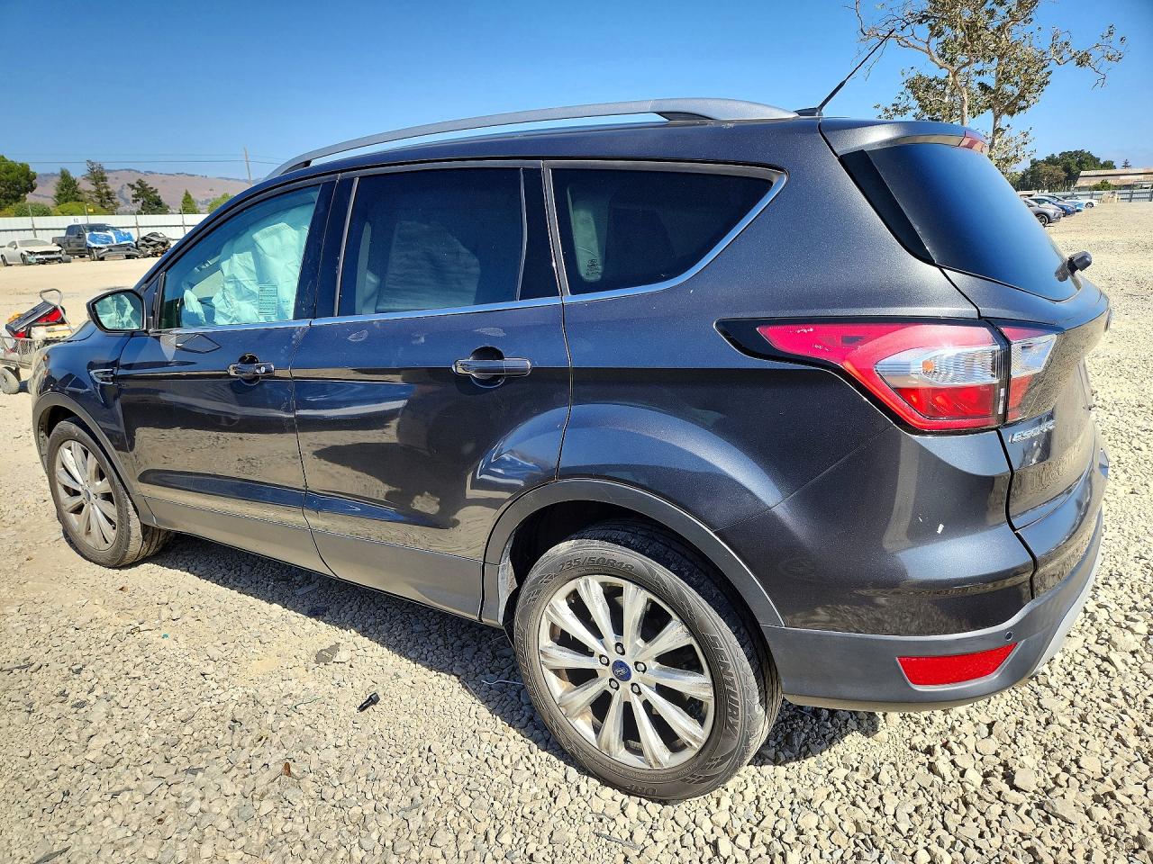 2017 FORD ESCAPE TITANIUM — снимка 2