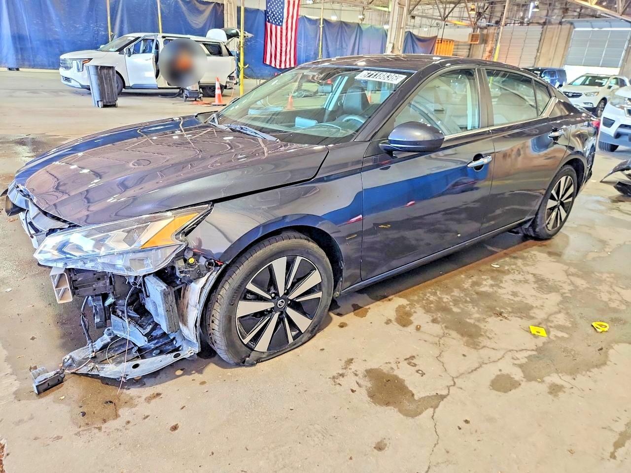 2022 NISSAN ALTIMA SV