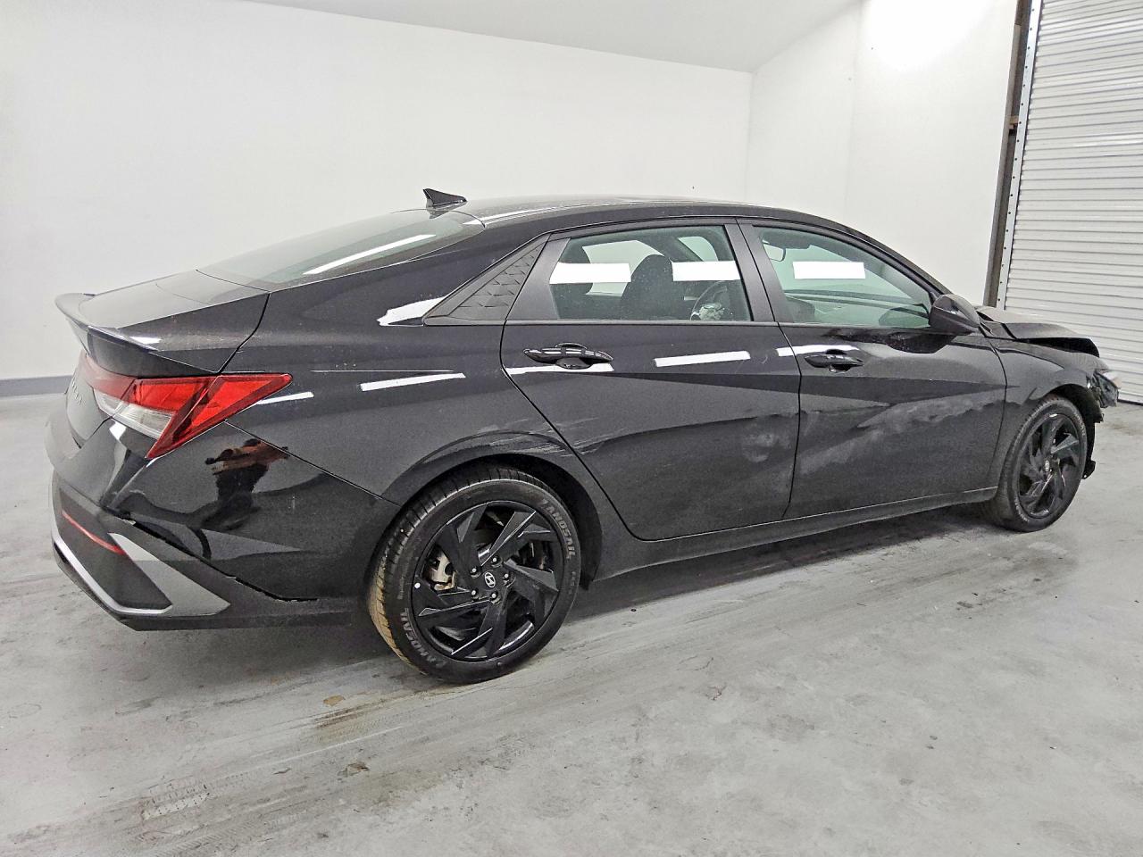 2026 HYUNDAI ELANTRA SEL SPORT — снимка 3