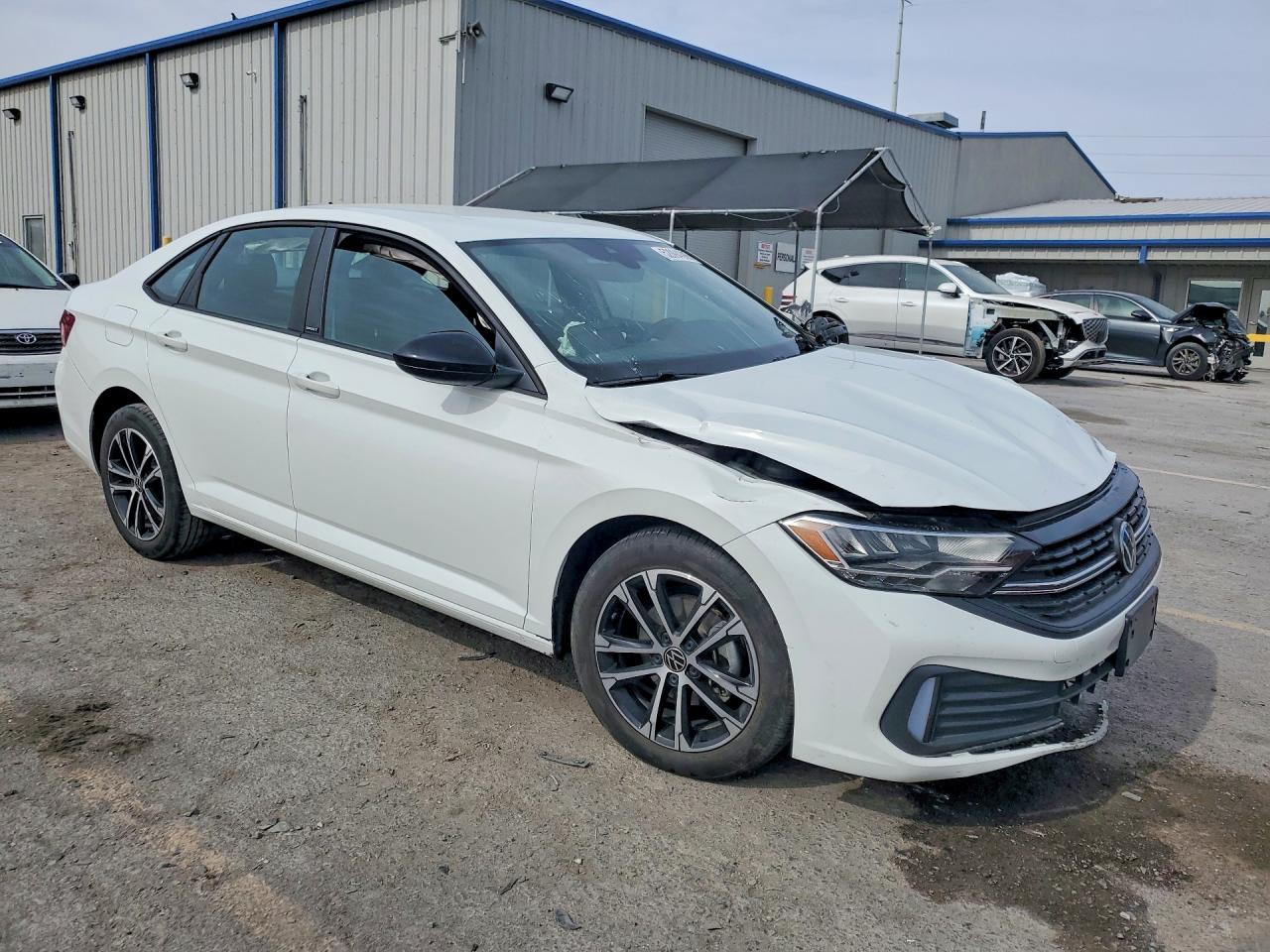 2024 VOLKSWAGEN JETTA SPORT — снимка 4