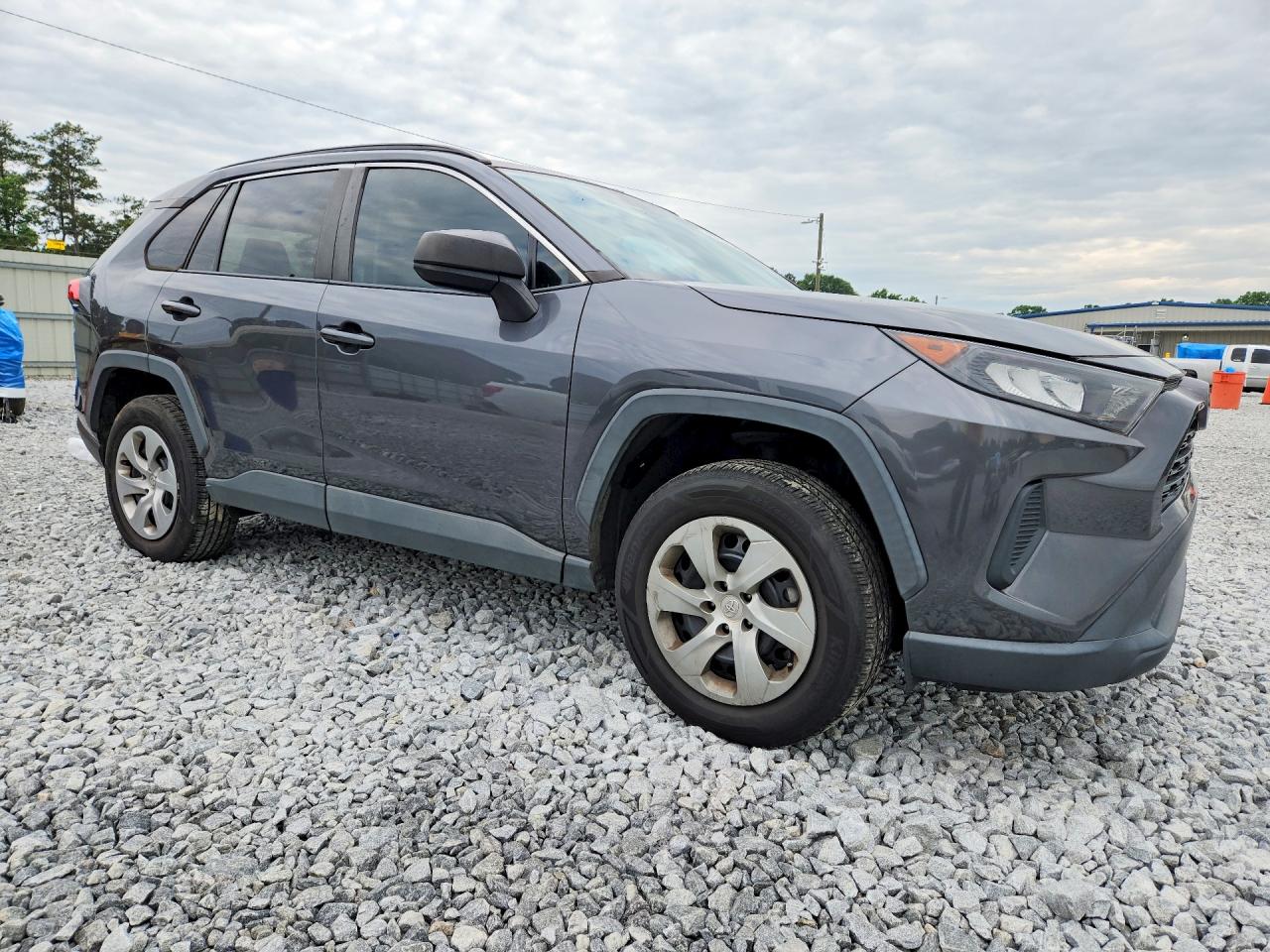 2020 TOYOTA RAV4 LE — снимка 4