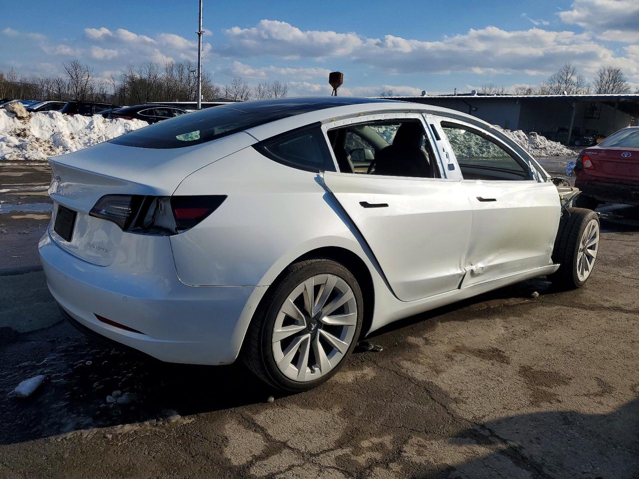 2022 TESLA MODEL 3 — снимка 3