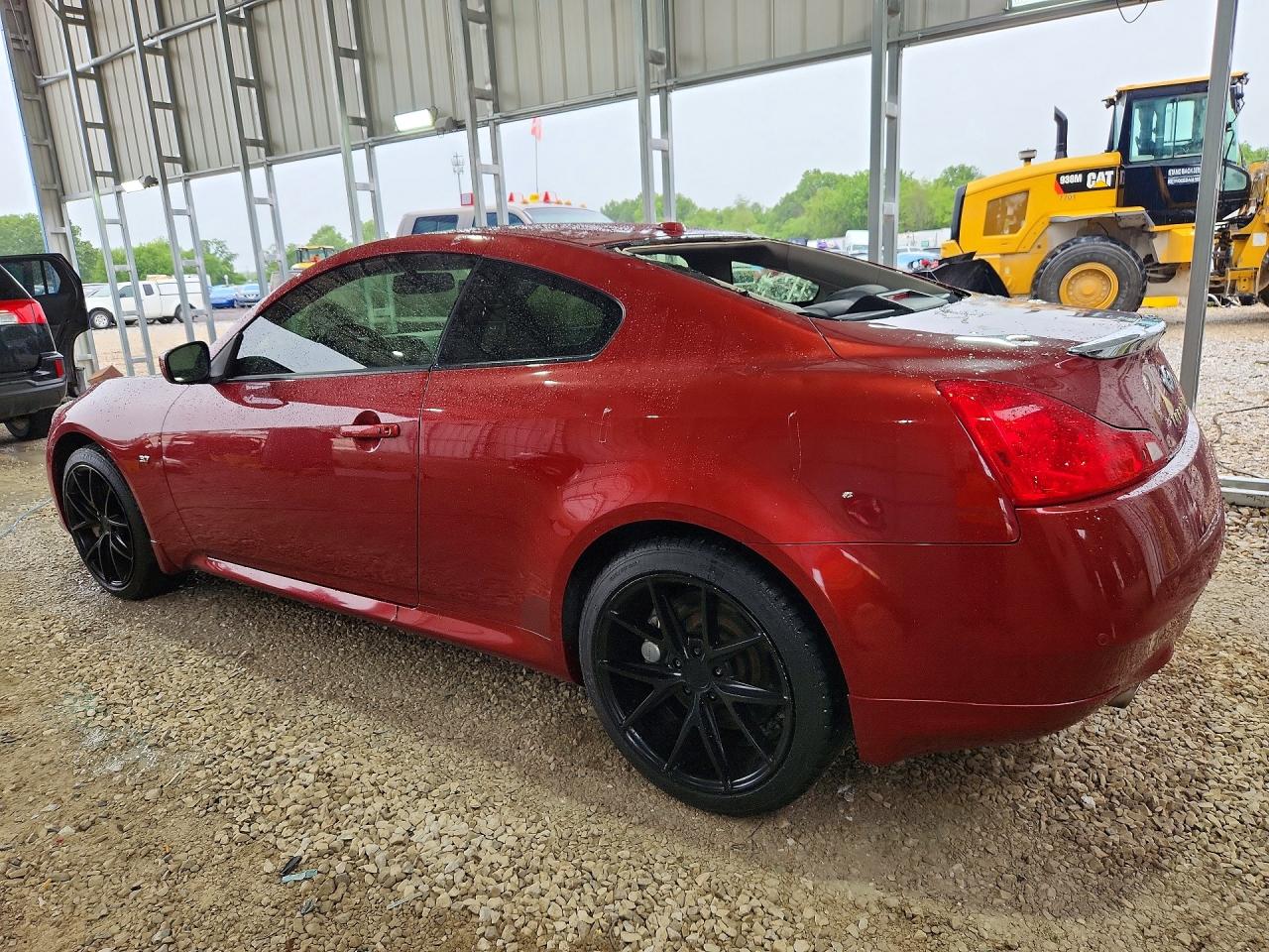 2015 INFINITI Q60 — снимка 2