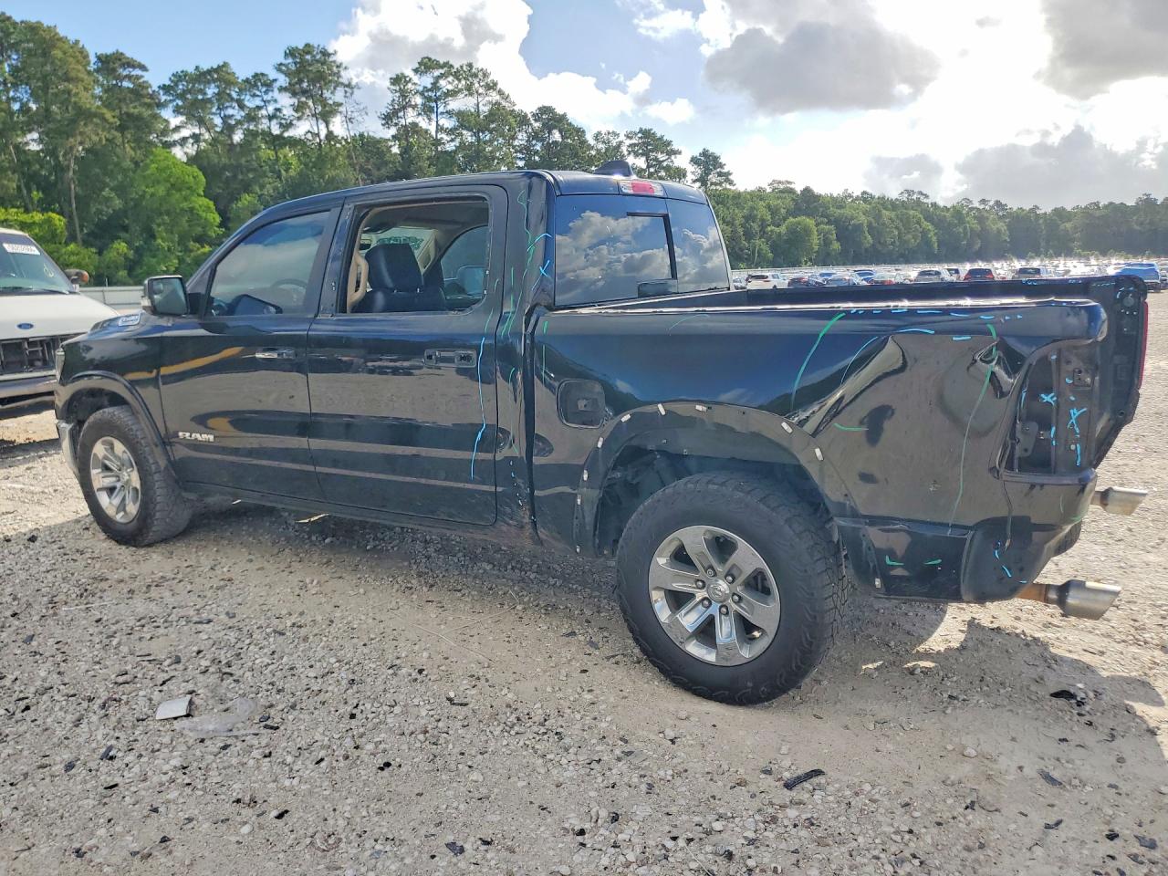 2019 RAM 1500 LARAMIE — снимка 2