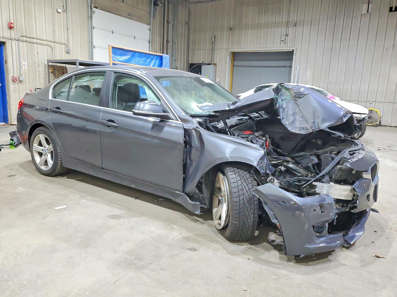 2015 BMW 328 XI — снимка 4