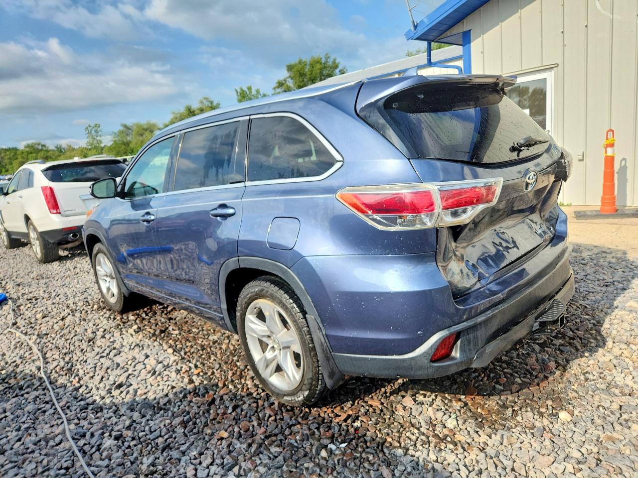 2016 TOYOTA HIGHLANDER LIMITED — снимка 2