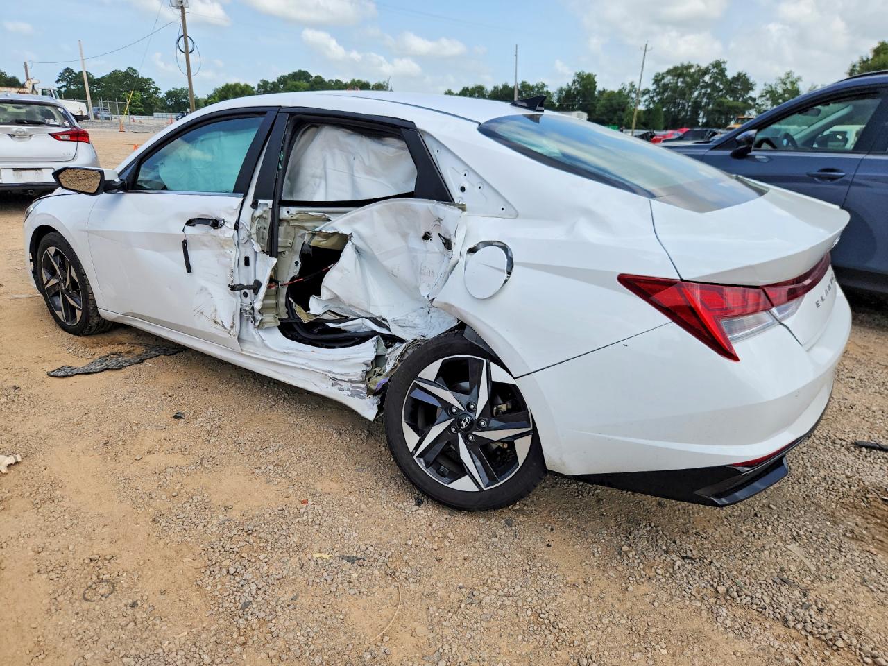 2023 HYUNDAI ELANTRA LIMITED — снимка 2