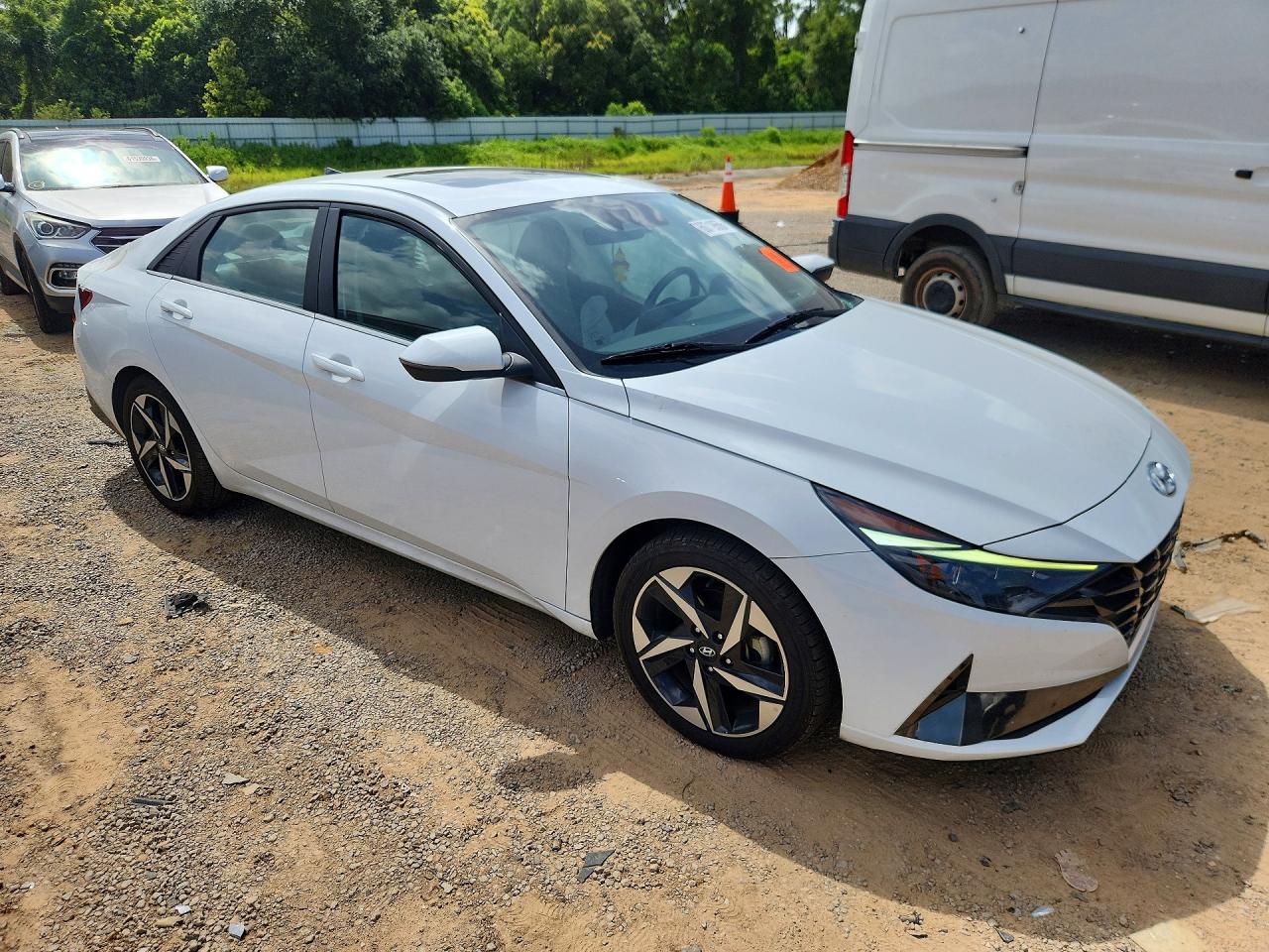 2023 HYUNDAI ELANTRA LIMITED — снимка 4