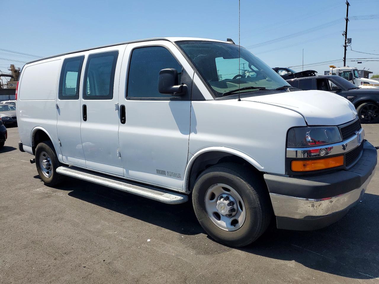 2022 CHEVROLET EXPRESS 2500 — снимка 4