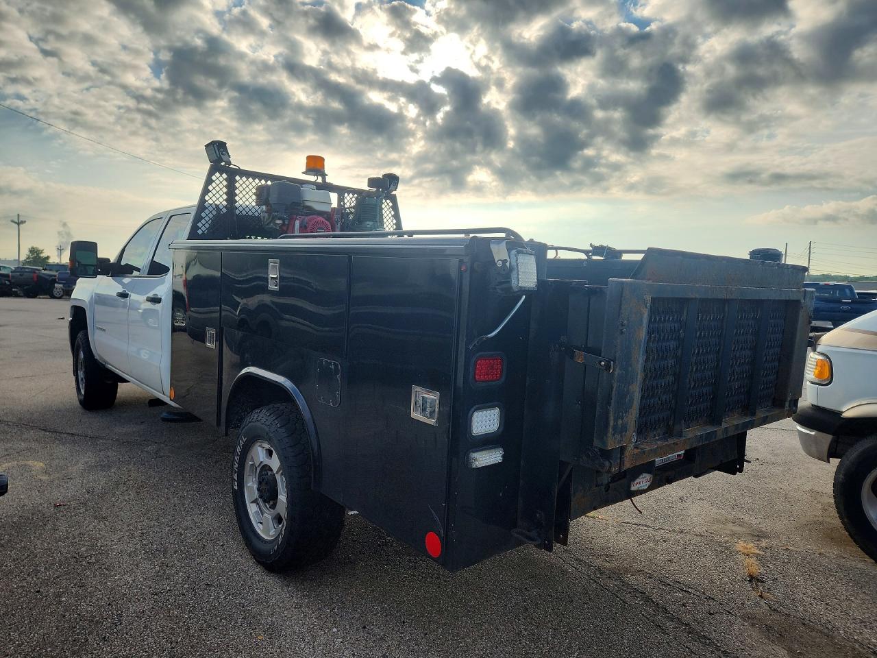 2019 CHEVROLET SILVERADO C2500 HEAVY DUTY — снимка 2