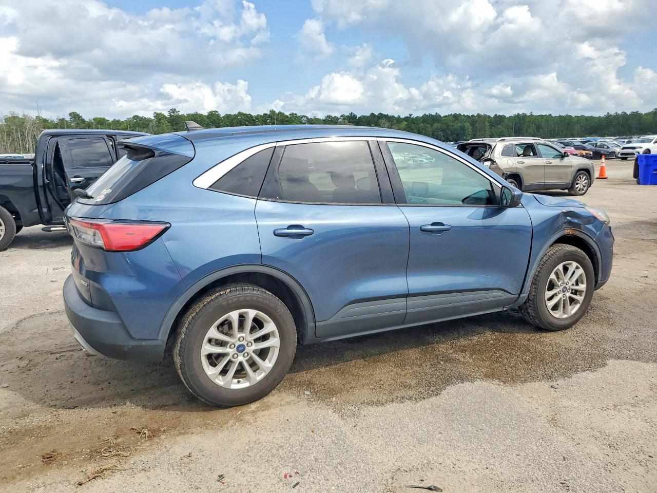 2020 FORD ESCAPE SE — снимка 3