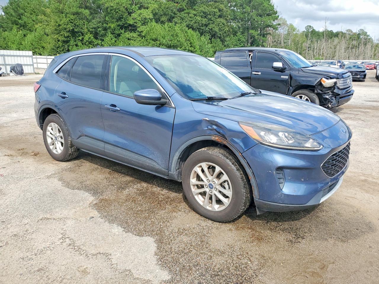 2020 FORD ESCAPE SE — снимка 4