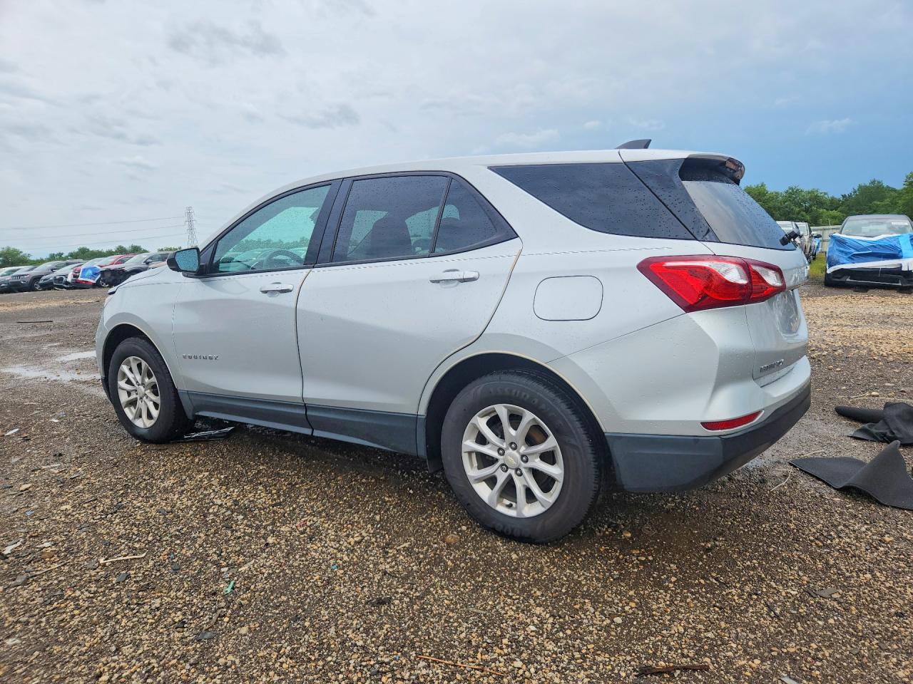 2019 CHEVROLET EQUINOX LS — снимка 2