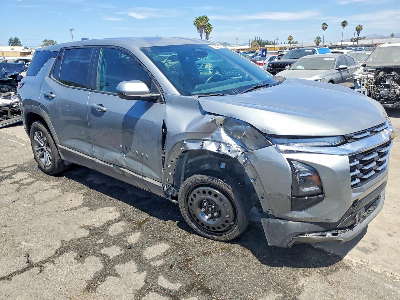 2025 CHEVROLET EQUINOX LT — снимка 4