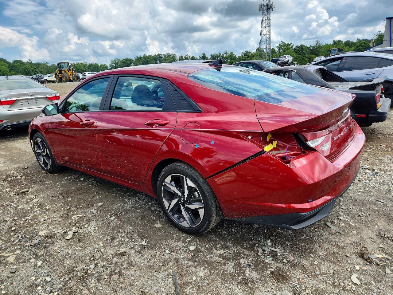 2023 HYUNDAI ELANTRA SEL — снимка 2