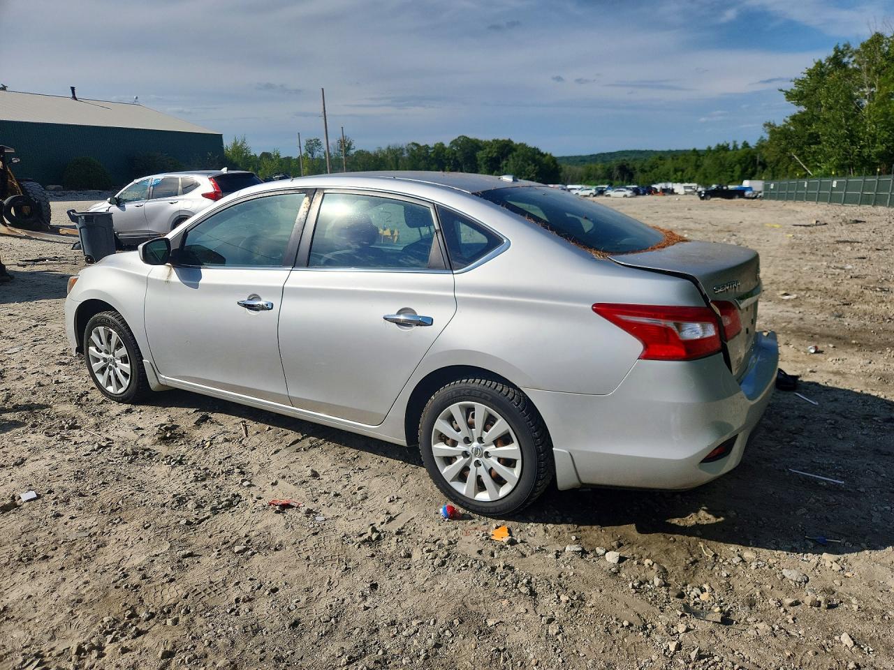 2017 NISSAN SENTRA SV — снимка 2
