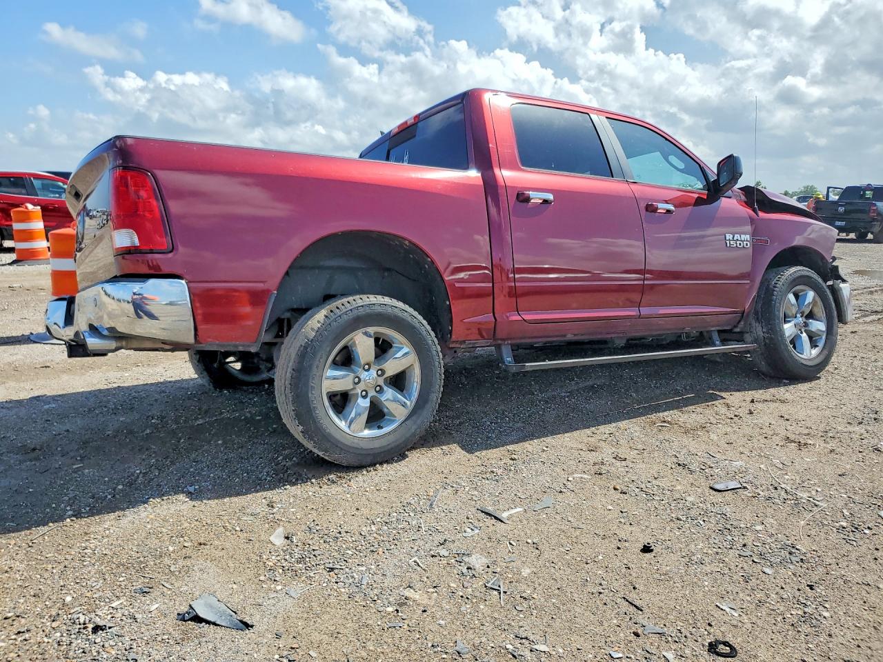2016 RAM 1500 SLT — снимка 3