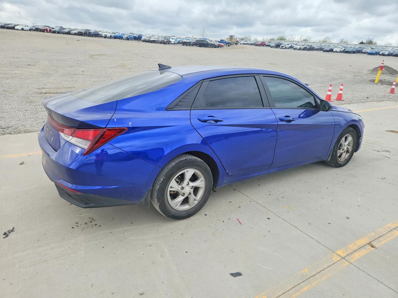 2023 HYUNDAI ELANTRA SE — снимка 3