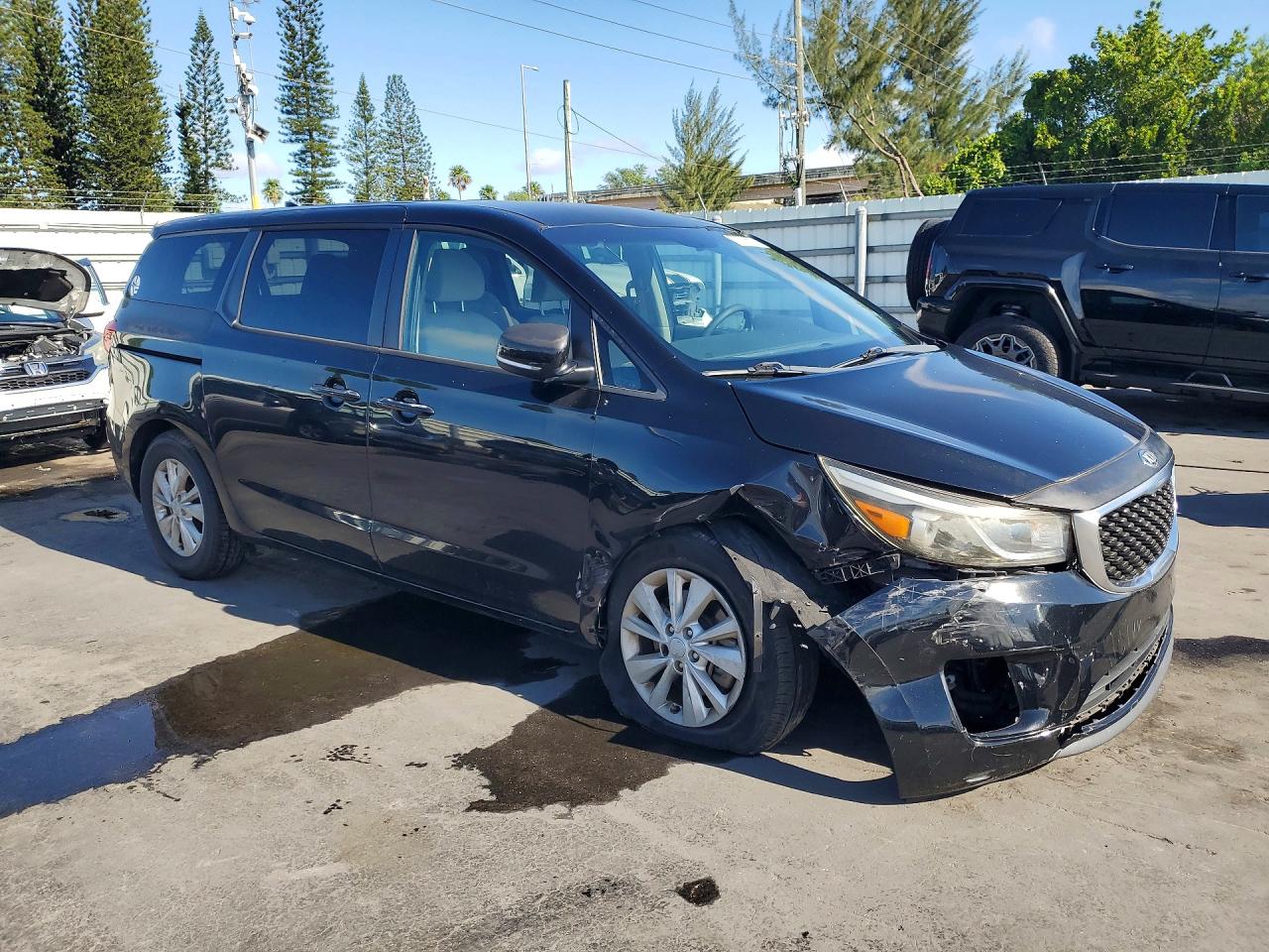 2017 KIA SEDONA LX — снимка 4