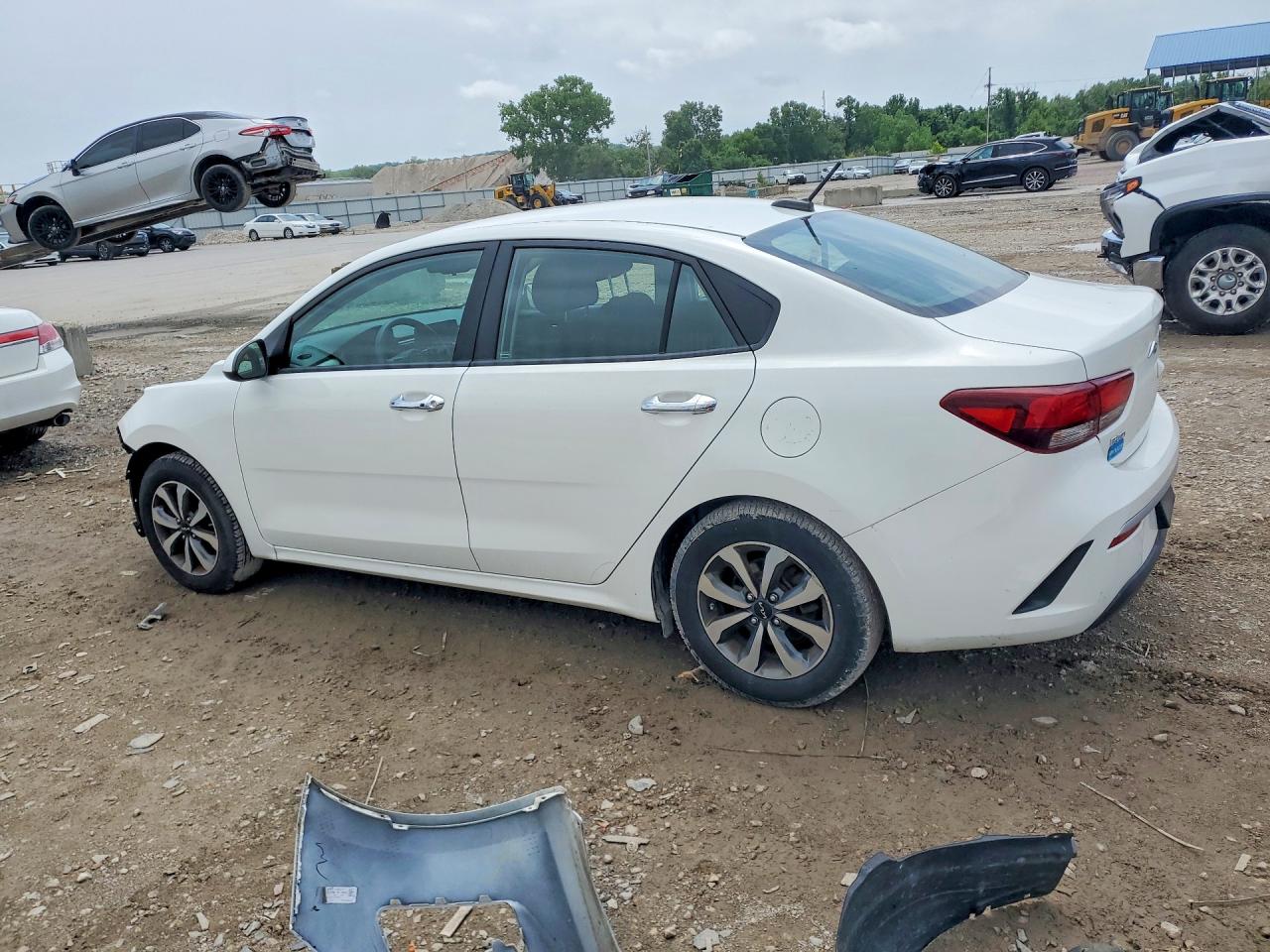 2022 KIA RIO S — снимка 2