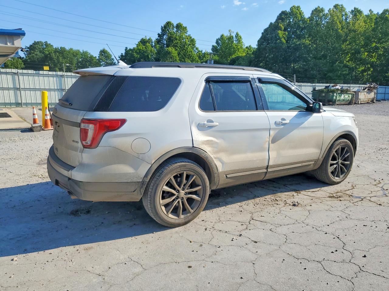 2019 FORD EXPLORER XLT — снимка 3