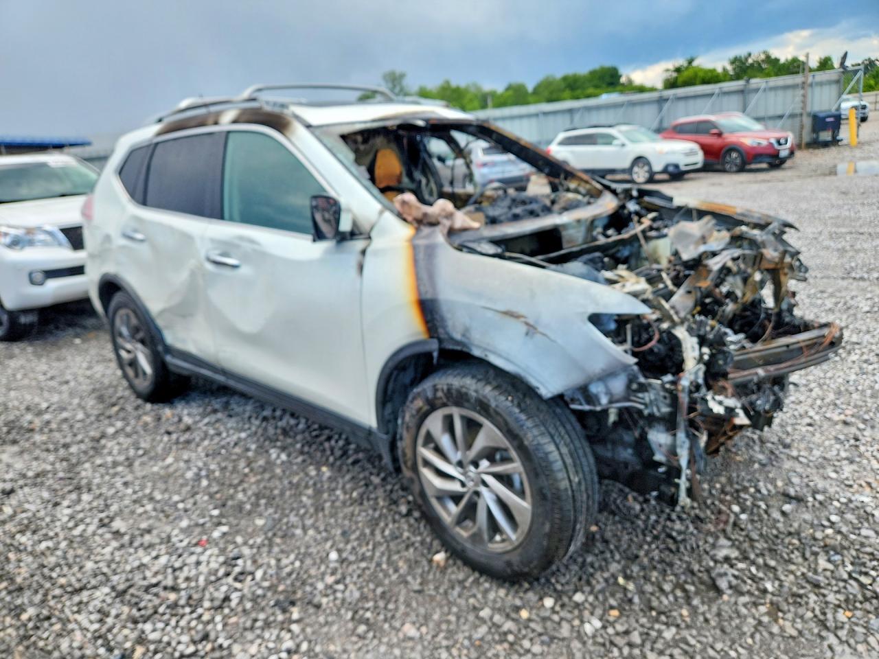 2015 NISSAN ROGUE SL — снимка 4