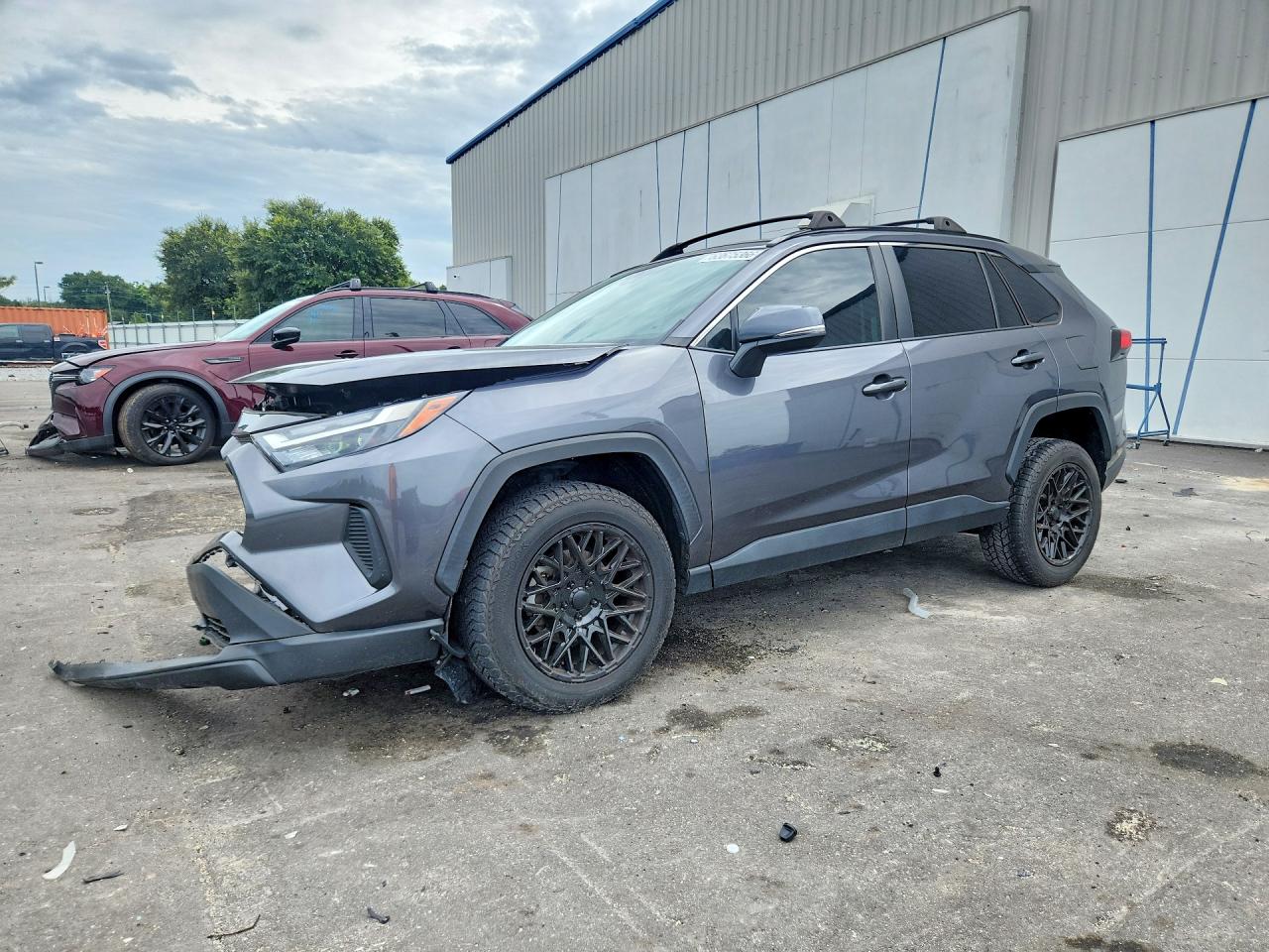 2022 TOYOTA RAV4 XLE
