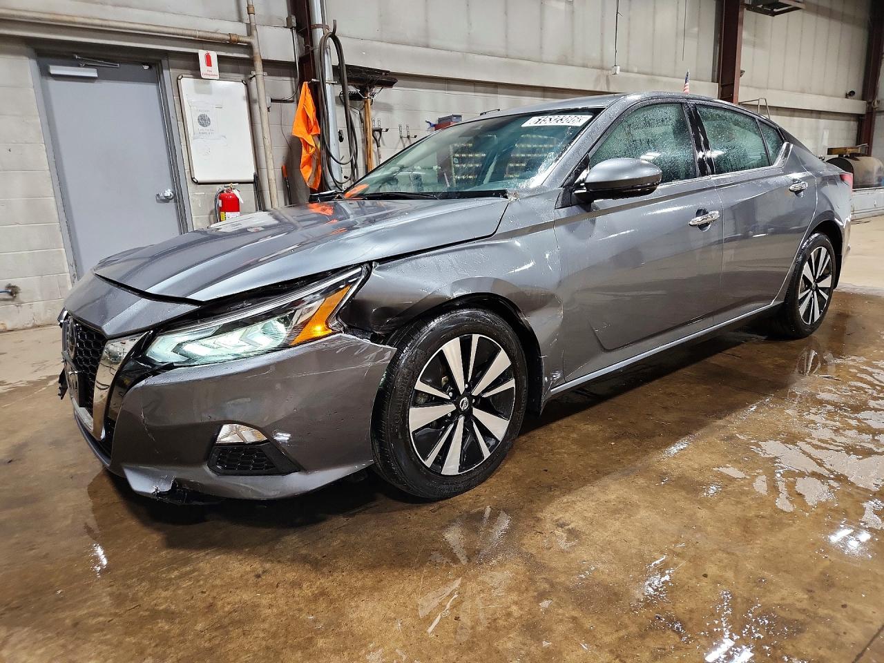 2021 NISSAN ALTIMA SV