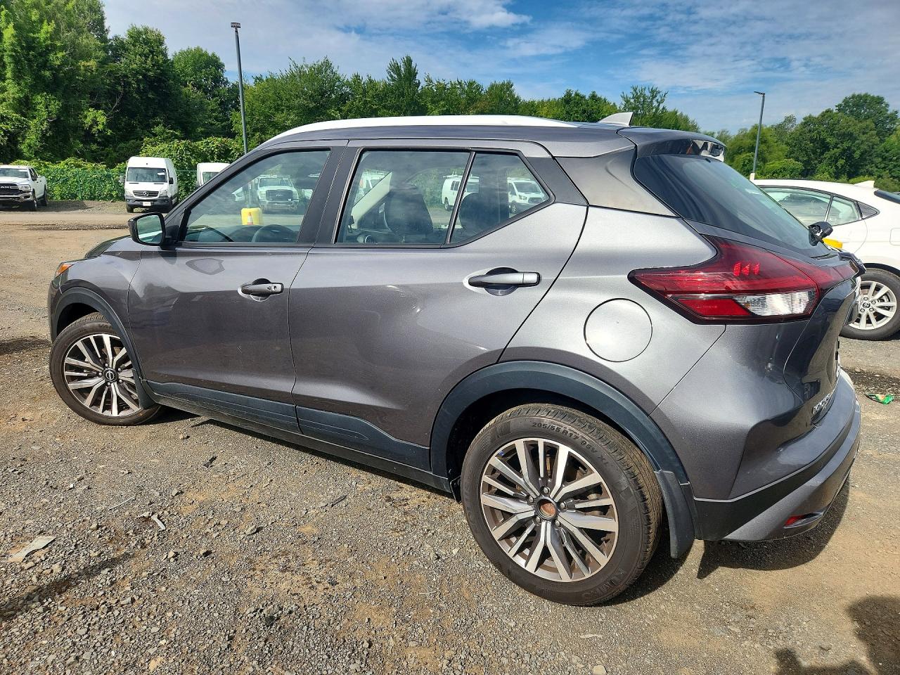 2024 NISSAN KICKS SV — снимка 2