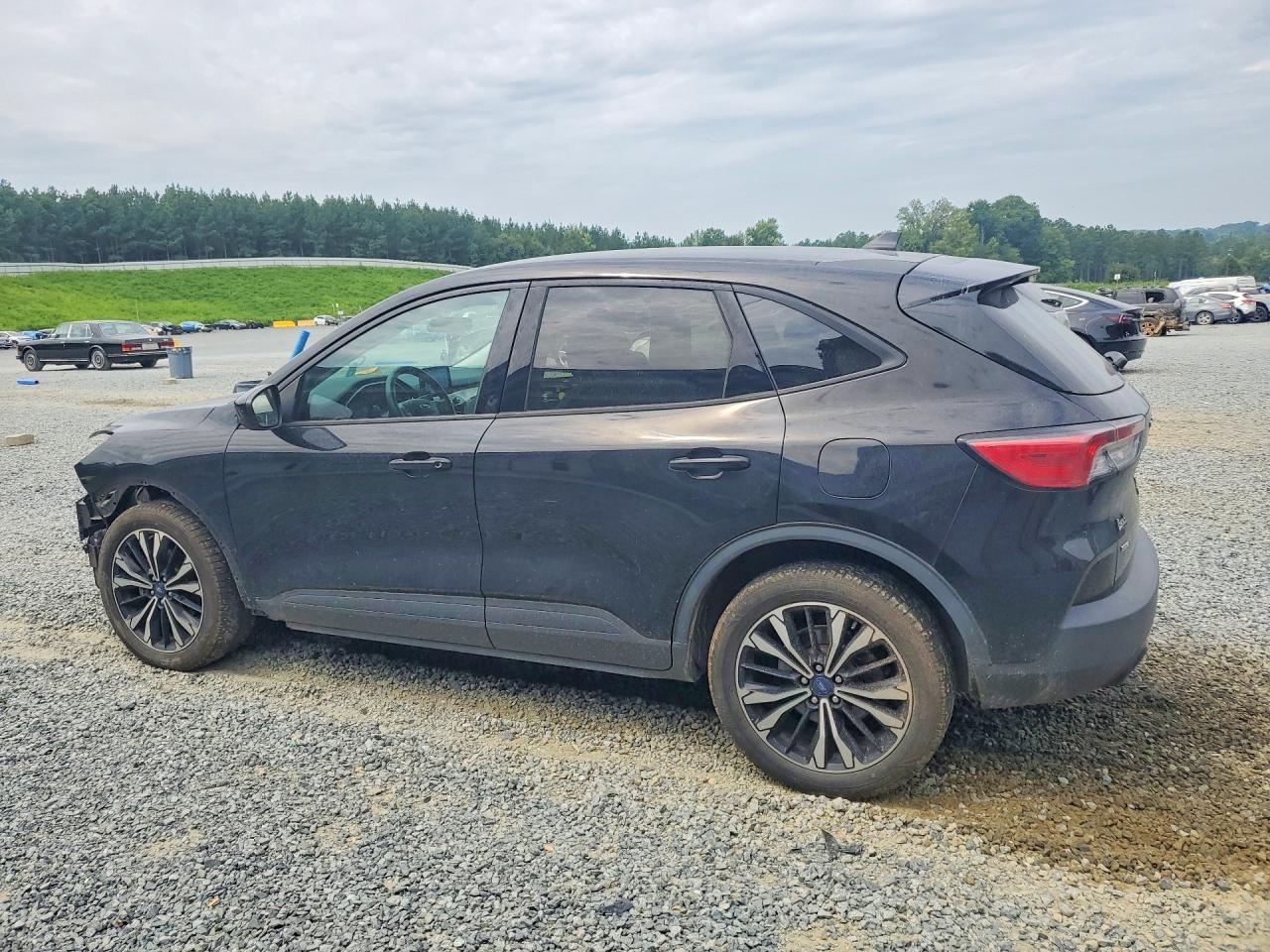 2021 FORD ESCAPE SE — снимка 2