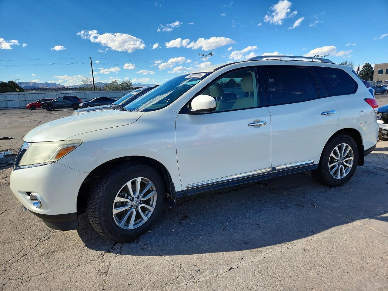 2015 NISSAN PATHFINDER SL