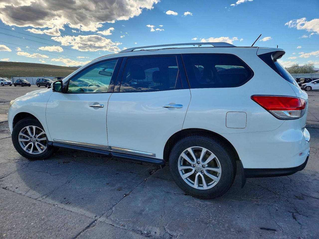2015 NISSAN PATHFINDER SL — снимка 2
