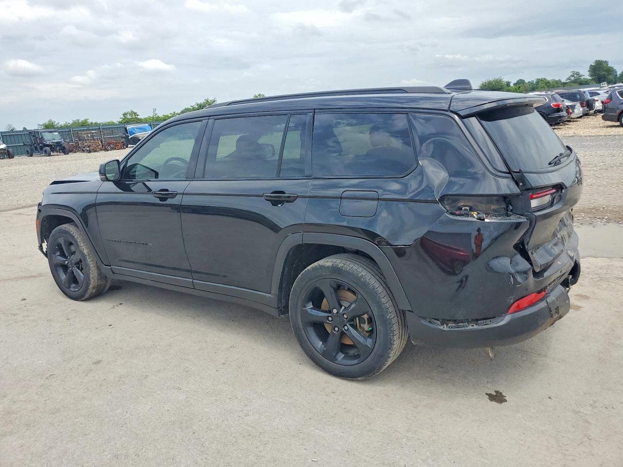 2021 JEEP GRAND CHEROKEE L LAREDO — снимка 2
