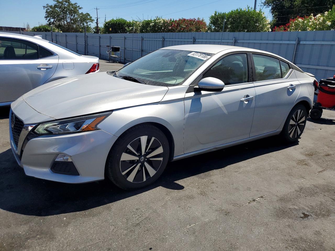 2021 NISSAN ALTIMA SV
