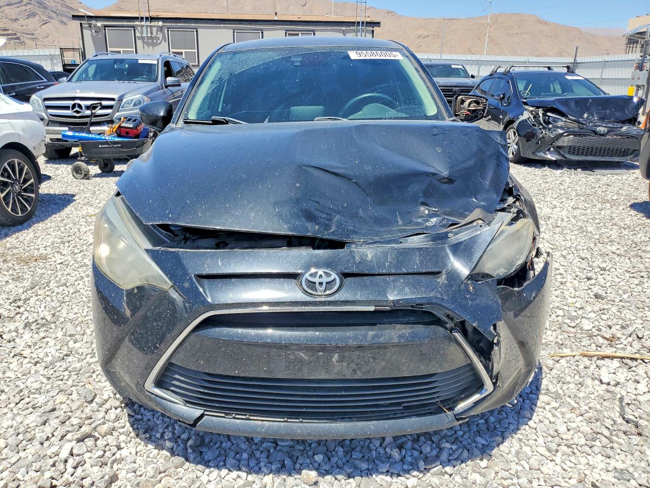 2017 TOYOTA YARIS IA BASE — снимка 5