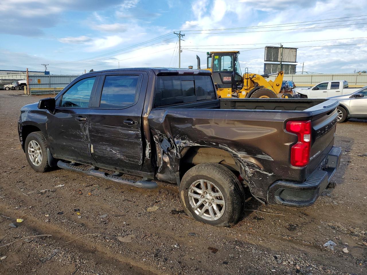 2019 CHEVROLET SILVERADO K1500 RST — снимка 2