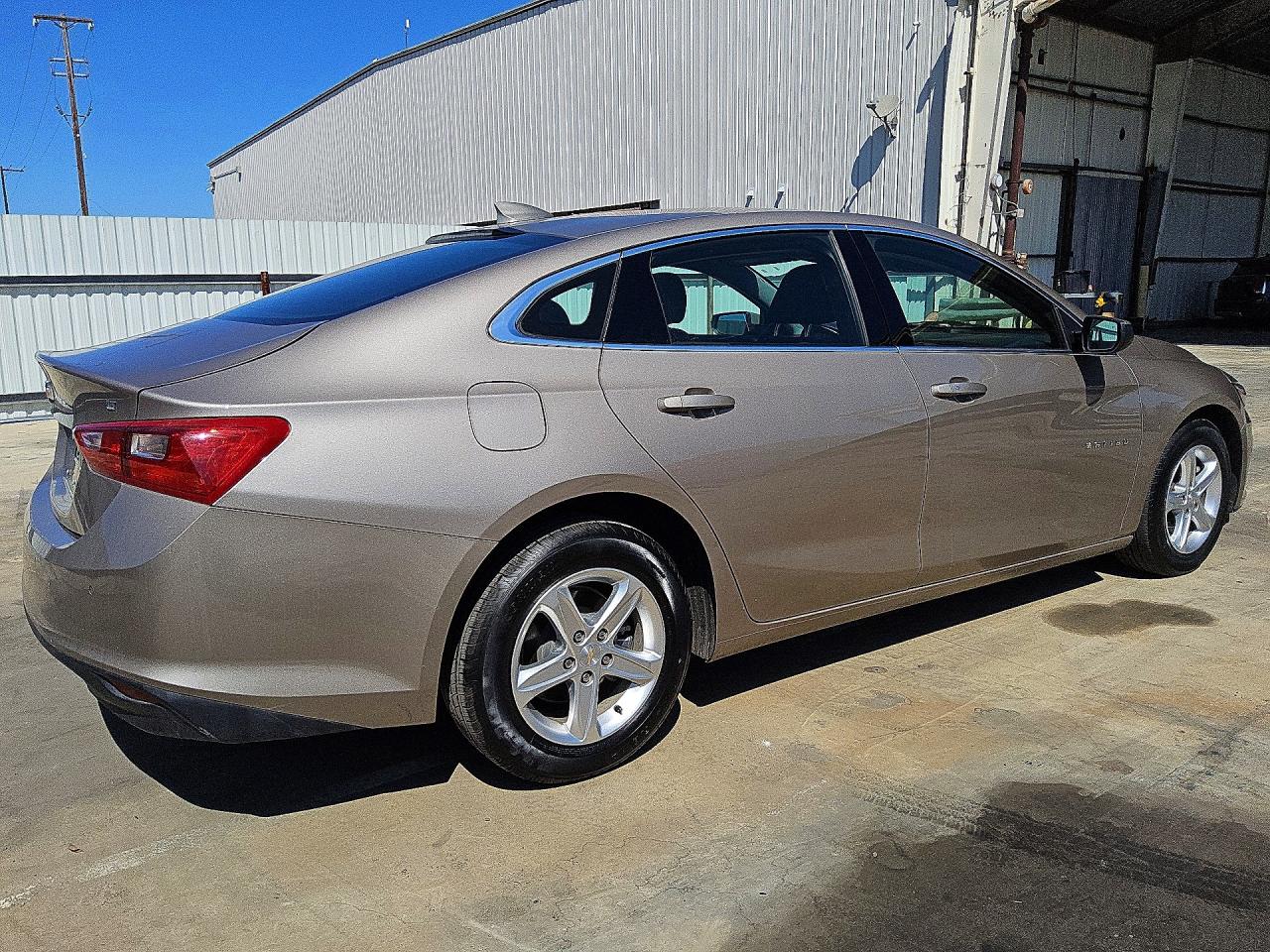 2023 CHEVROLET MALIBU LT — снимка 3
