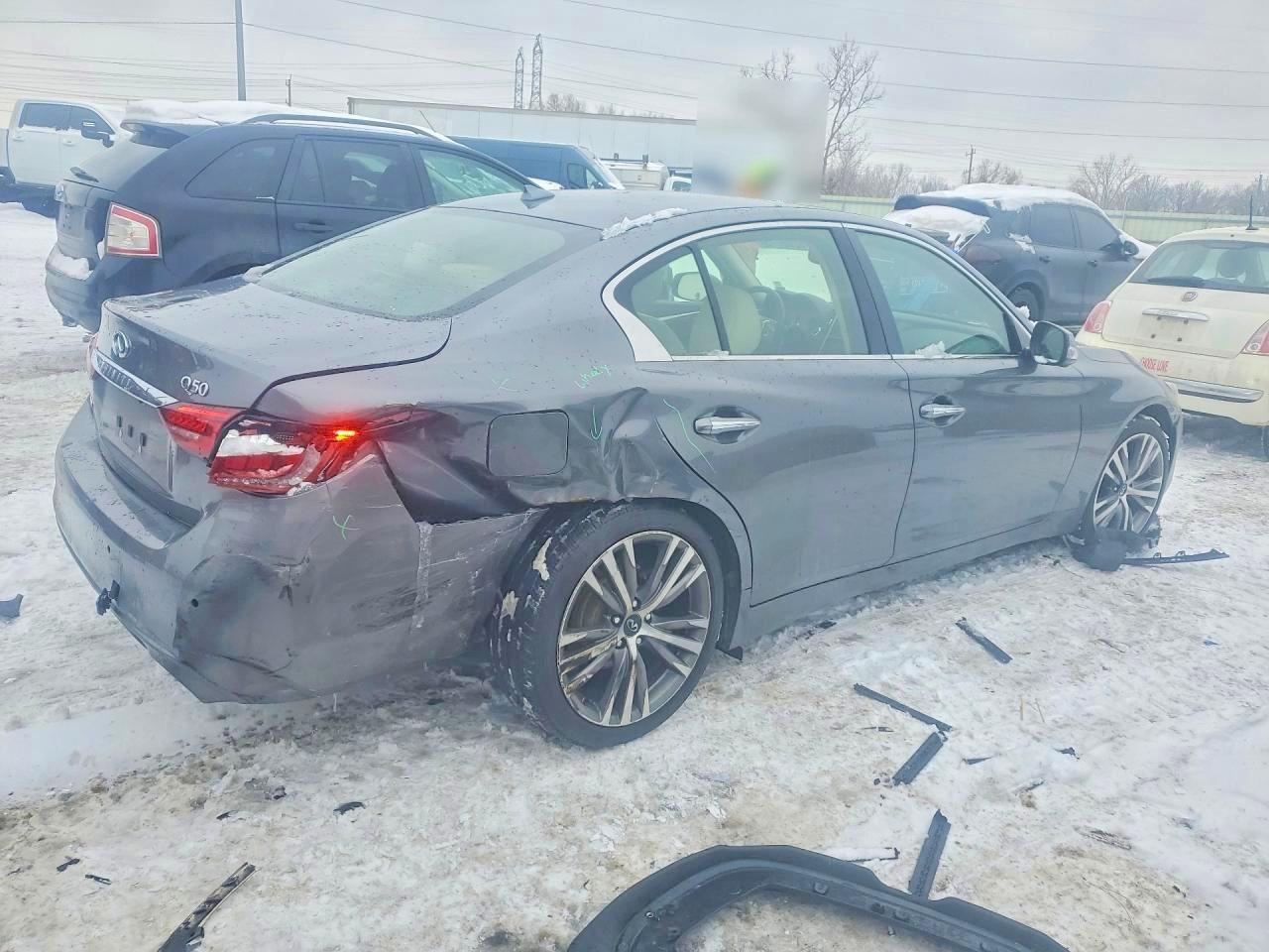 2018 INFINITI Q50 HYBRID LUXE — снимка 3
